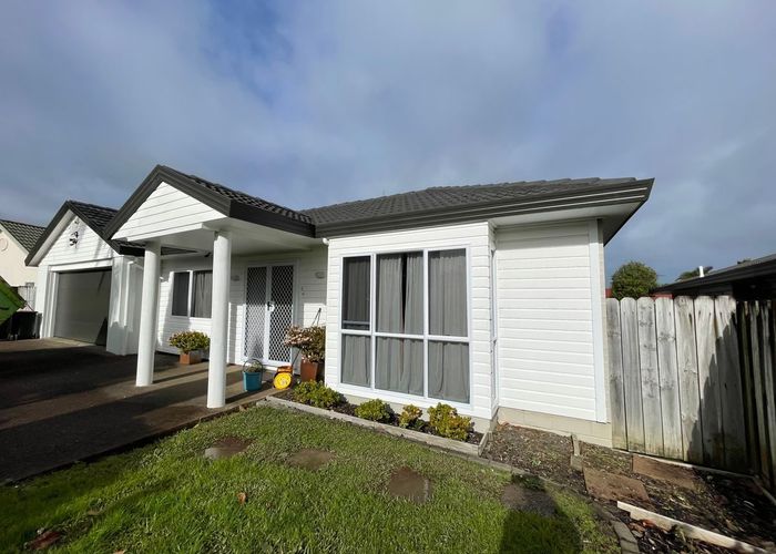  at 38 Frank Nobilo Drive, Golflands, Manukau City, Auckland