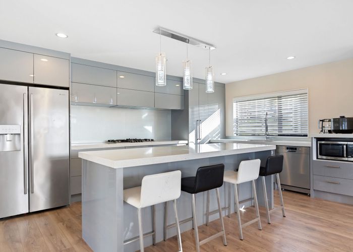  at 11 Matisse Drive, West Harbour, Auckland
