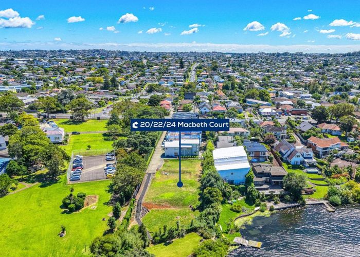  at 20 Macbeth Court, Milford, North Shore City, Auckland