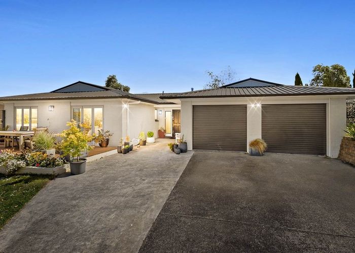  at 33 Luton Avenue, Sunnyhills, Auckland