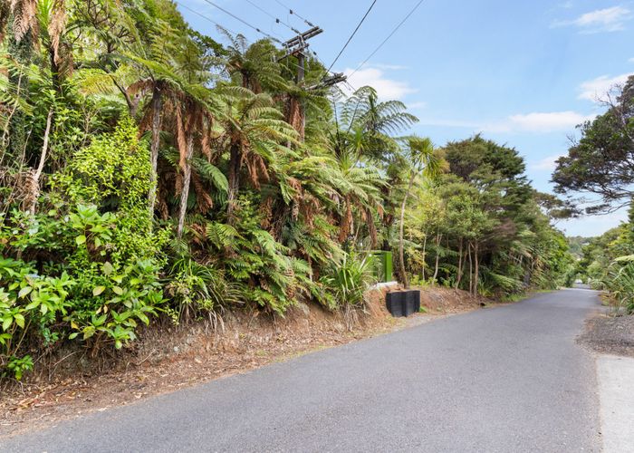  at 42 Turanga Road, Henderson Valley, Waitakere City, Auckland