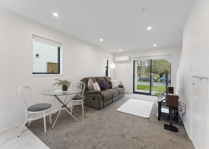  at 2/324 Oxford Terrace, Avalon, Lower Hutt
