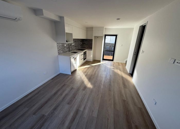  at 16 Jade Avenue, Pakuranga Heights, Manukau City, Auckland