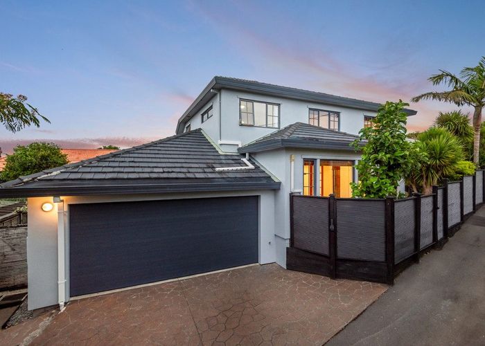  at 8A Onepoto Road, Hauraki, North Shore City, Auckland