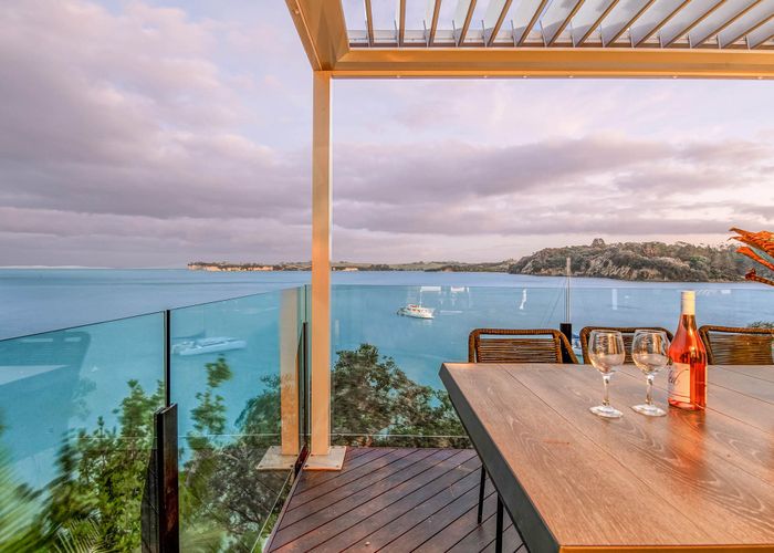  at 254 Wade River Road, Wade Heads, Whangaparaoa