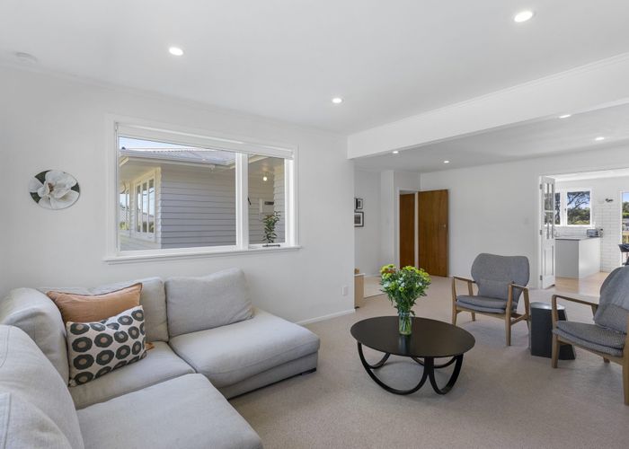  at 1/23 Stanley Road, Glenfield, Auckland