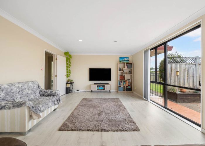  at 18 Botanic View, Manurewa, Manukau City, Auckland