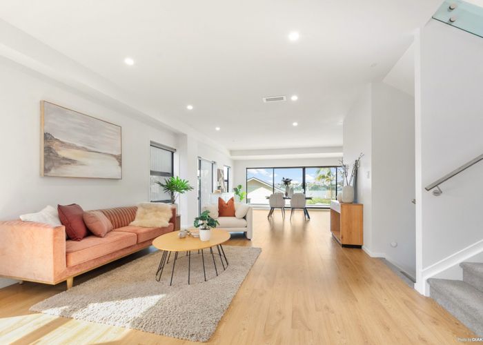  at 50C Lyons Avenue, Murrays Bay, Auckland