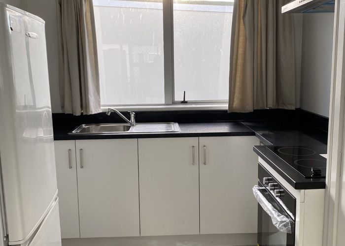  at 10/43 Anzac Road, Browns Bay, North Shore City, Auckland