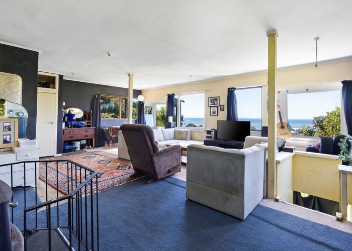 at 10 Cochrane Avenue, Arkles Bay, Whangaparaoa