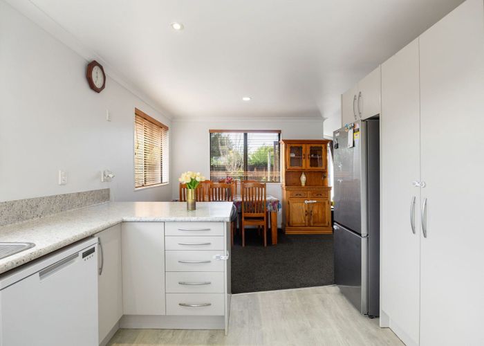  at 1042A Heaphy Terrace, Fairfield, Hamilton