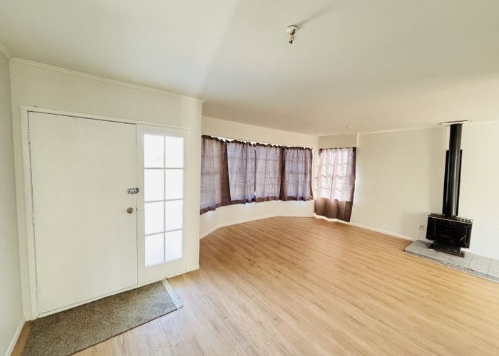  at 1 Fairlight Place, Manurewa, Manukau City, Auckland