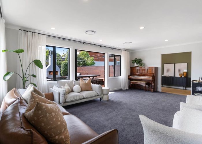  at 9 Lindsay Place, Hillsborough, Auckland City, Auckland