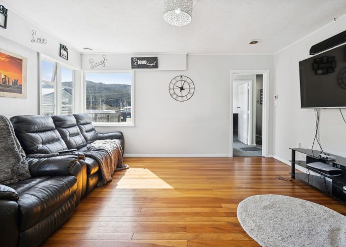  at 203 Wellington Road, Wainuiomata, Lower Hutt, Wellington