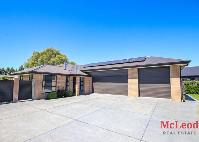  at 8 Alton Place, Allenton, Ashburton