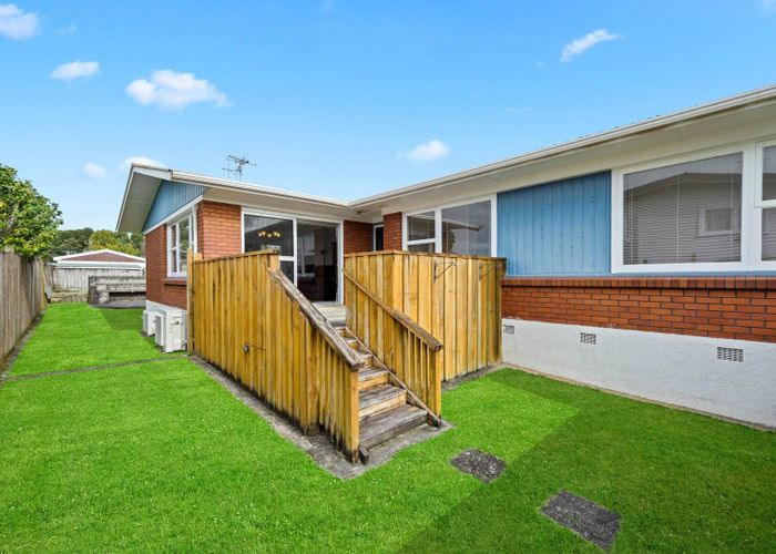  at 8 Patrick Place, Fitzroy, Hamilton