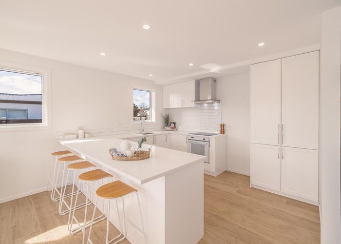  at 104 Aorangi Road, Bryndwr, Christchurch