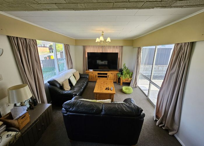  at 8 Kaponga Street, Wainuiomata, Lower Hutt, Wellington
