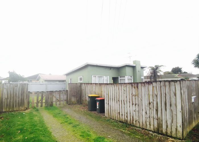  at 1/83 Huia Rd, Papatoetoe, Manukau City, Auckland
