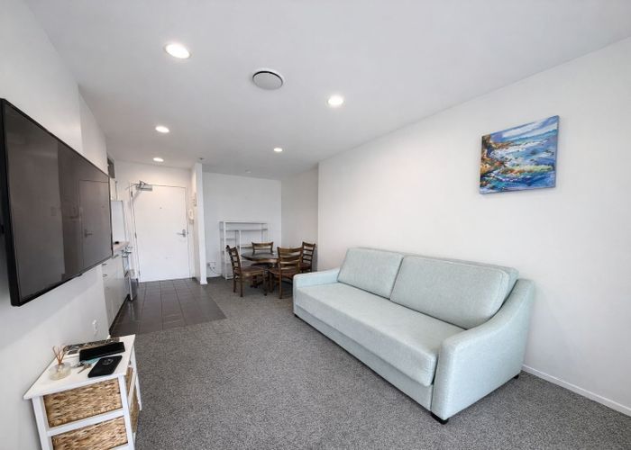  at 501/17 Amersham Way, Manukau, Manukau City, Auckland