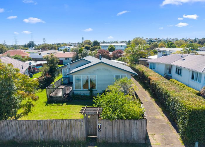  at 68 Edgewater Drive, Pakuranga, Manukau City, Auckland