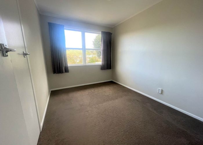 at 8A Tagor Street, Glen Eden, Waitakere City, Auckland