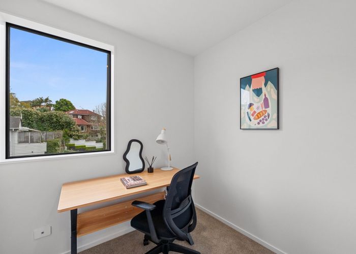  at 10 Meadowbank Road, Meadowbank, Auckland City, Auckland