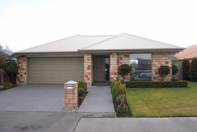  at 4 Cyclamen Place, Aidanfield, Christchurch
