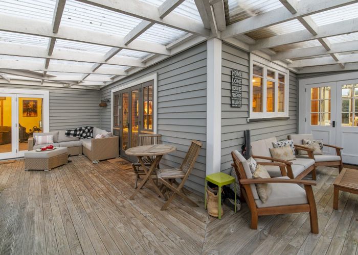  at 1070 Queen Street East, Levin, Levin