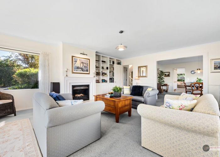  at 94 Viewmont Drive, Harbour View, Lower Hutt