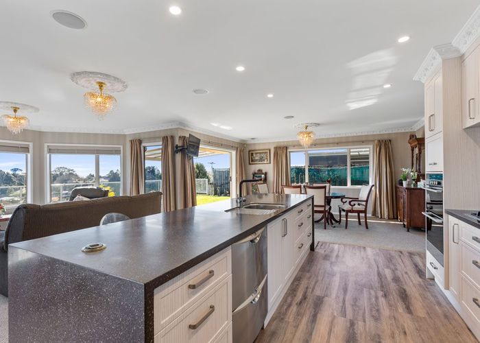  at 9A Manukaka Heights, Hurdon, New Plymouth, Taranaki
