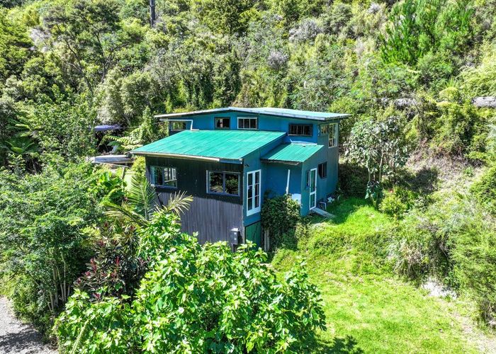  at 122 Thames Coast Sh25 Road, WHAKATETE BAY, THAMES