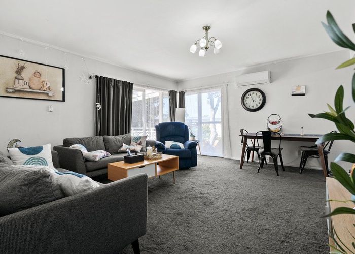  at 40D Tomo Street, New Lynn, Waitakere City, Auckland