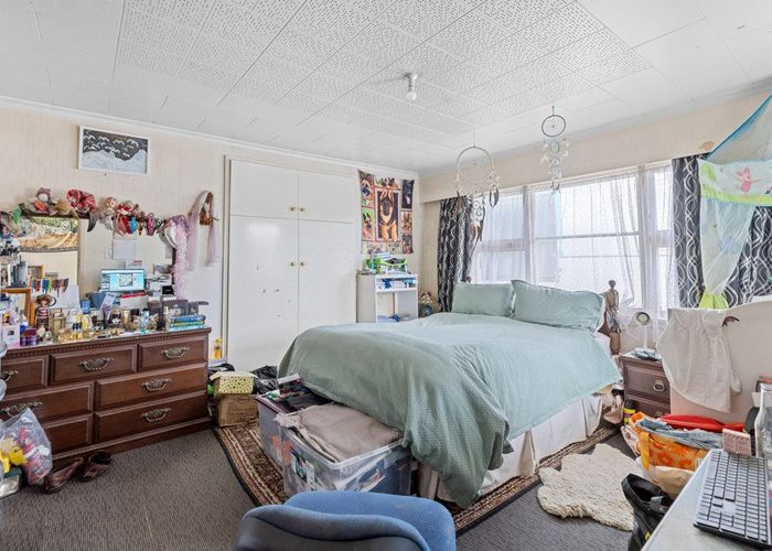  at 15 Greenhaven Drive, Burwood, Christchurch