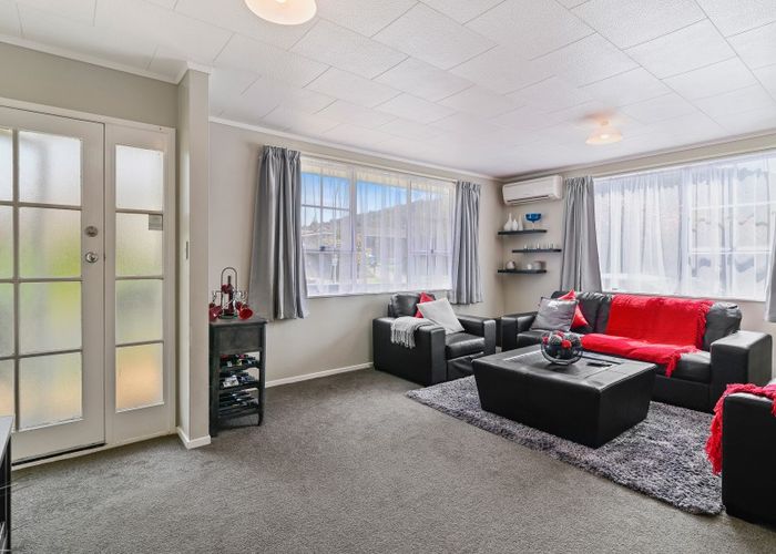  at 1 Marcasite Place, Pukehangi, Rotorua
