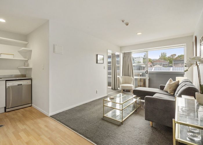  at 28/8 Clayton Street, Newmarket, Auckland