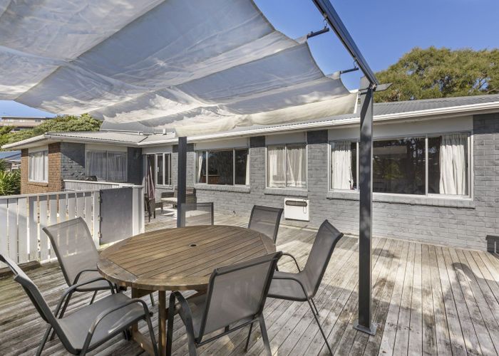  at 21 Mount View Place, Spotswood, New Plymouth