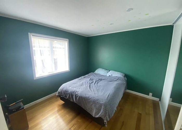  at 2/21 Wedgwood Avenue, Māngere East, Auckland