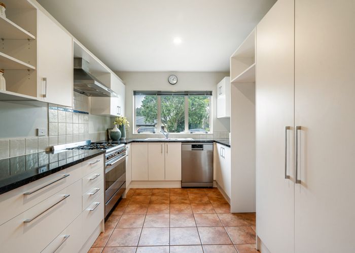  at 27 Kinleith Way, Albany, Auckland