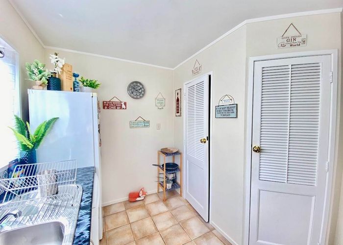  at 2/73 Margot Street, Epsom, Auckland City, Auckland