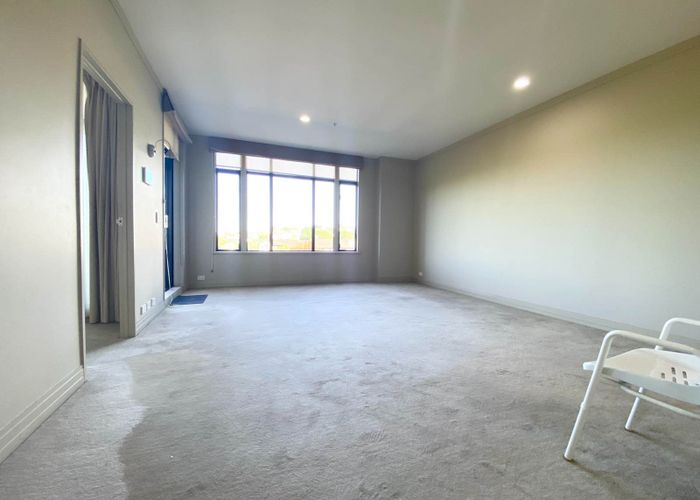 at 2C/38 James Cook Crescent, Remuera, Auckland City, Auckland