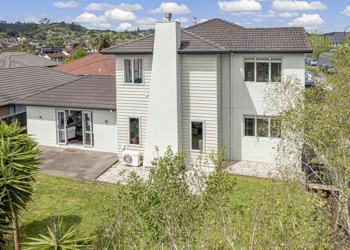  at 8 Baverstock Road, Flat Bush, Manukau City, Auckland