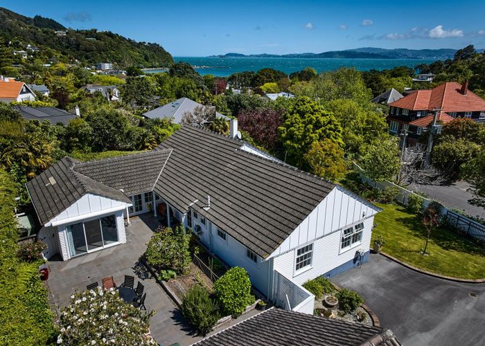  at 100 Cheviot Road, Lowry Bay, Eastbourne, Lower Hutt, Wellington