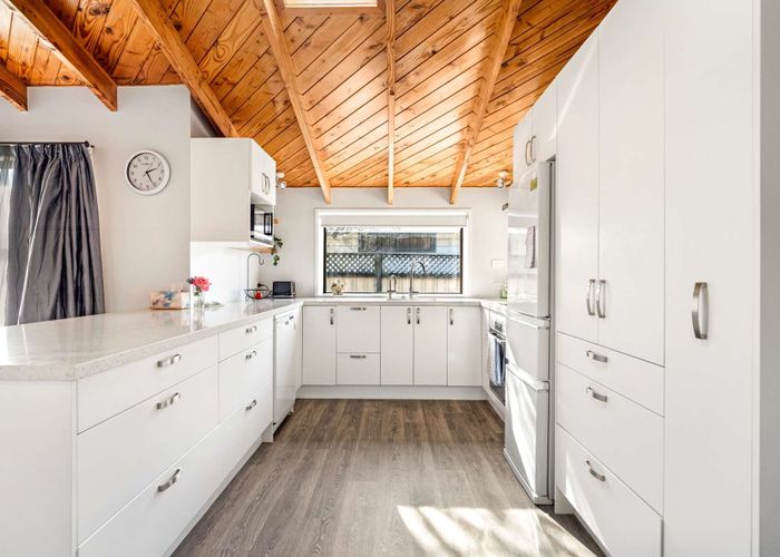  at 52 Racecourse Road, Waiuku, Waiuku