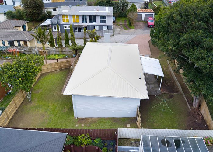  at 303 Blockhouse Bay Road, Avondale, Auckland City, Auckland