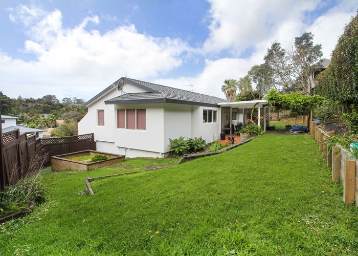  at 13 Dee Place, Torbay, Auckland