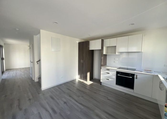  at 14 Matukutureia Lane, Manurewa, Manukau City, Auckland