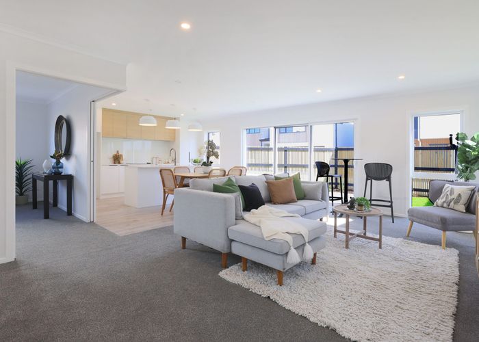  at 745-747 Fergusson Drive, Elderslea, Upper Hutt, Wellington