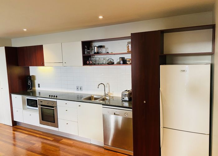  at 16/2 Dickens Street, Grey Lynn, Auckland
