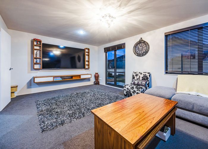  at 22 Erceg Way, Rosehill, Papakura